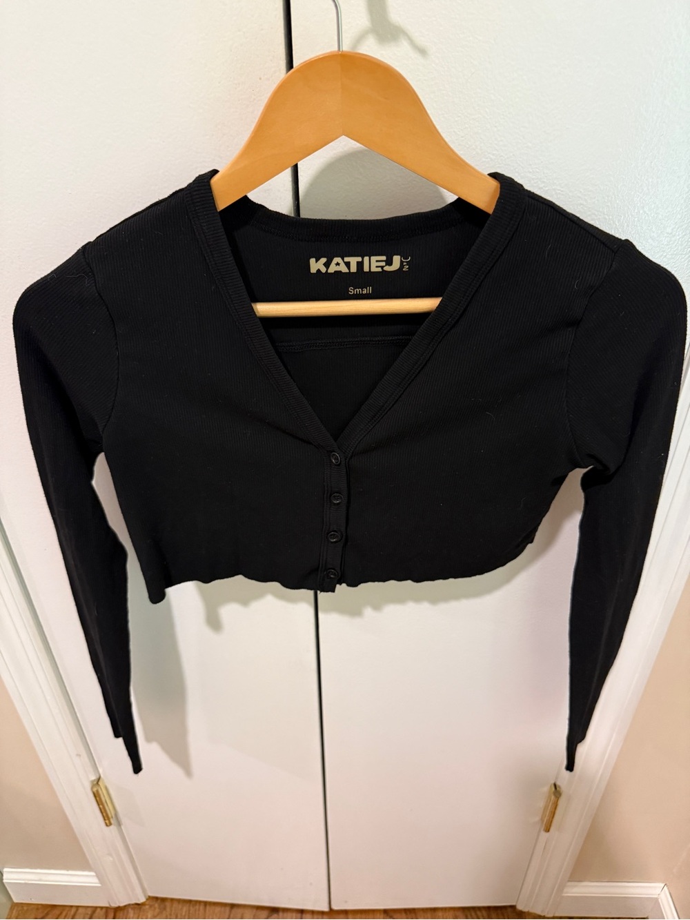 Katie J NYC Black Ribbed Cropped Button-Up Top